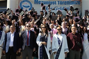 ASÜ Sosyal Bilimler Meslek Yüksekokulu  2026 mezunlarını geleceğe uğurladı