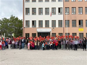 SBMYO öğrencileri topluma katkı sağlayan projelerine bir yenisini daha ekledi 